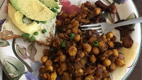 Plant-Based Breakfast Recipe: Turmeric Chickpea Scramble